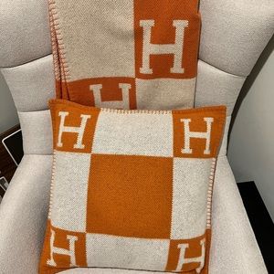 Hermes blanket and pillow duo